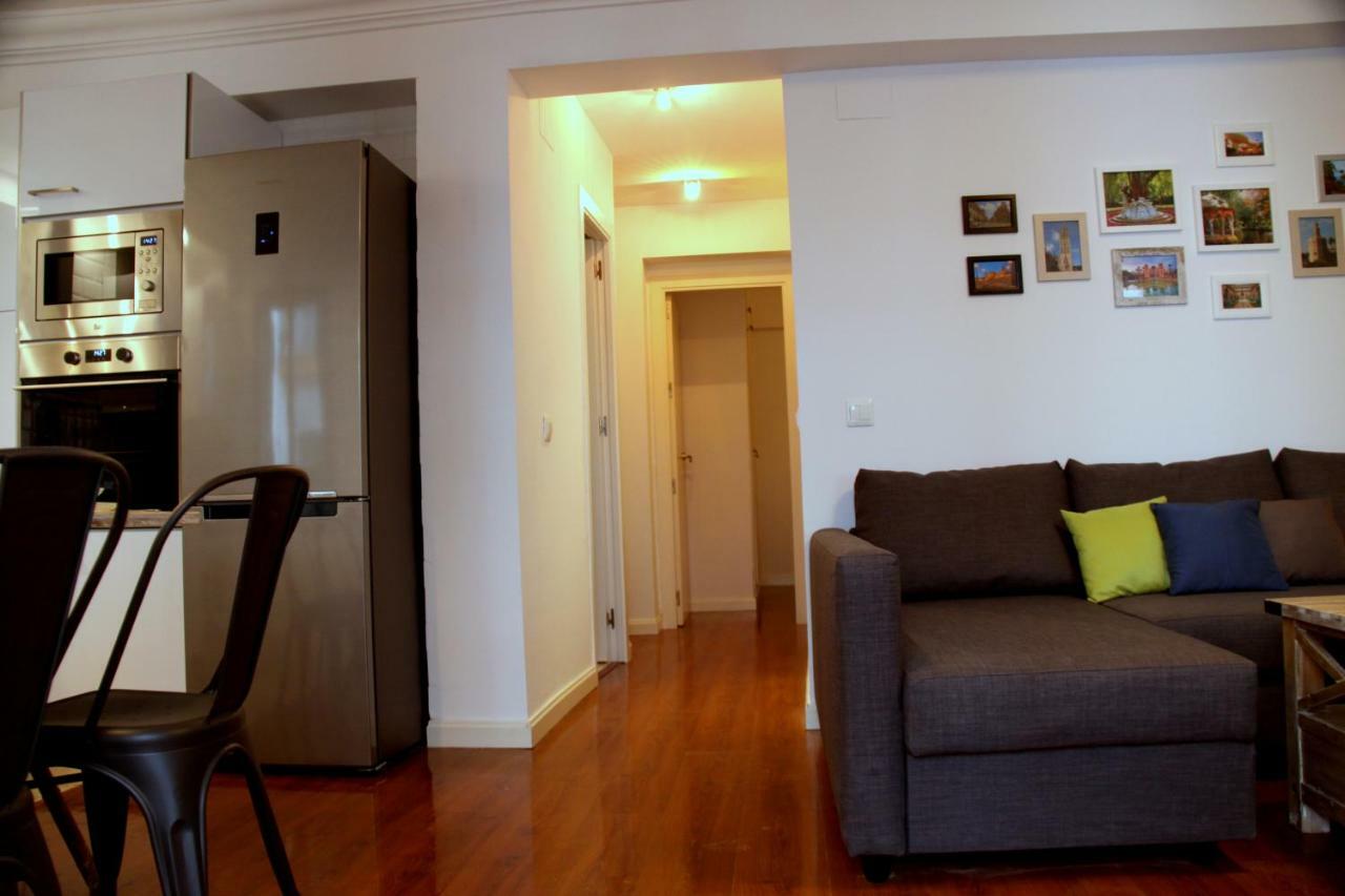 Ferienwohnung Alhondiga Center Sevilla Exterior foto